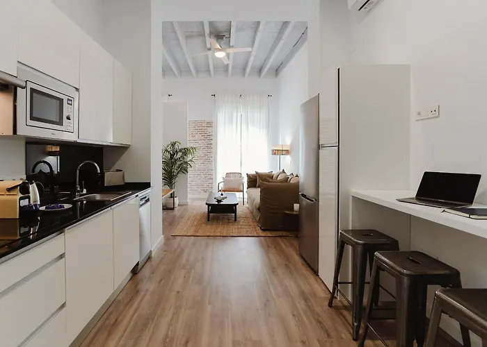 O&L Punonrostro Bright Minimalist Central Home