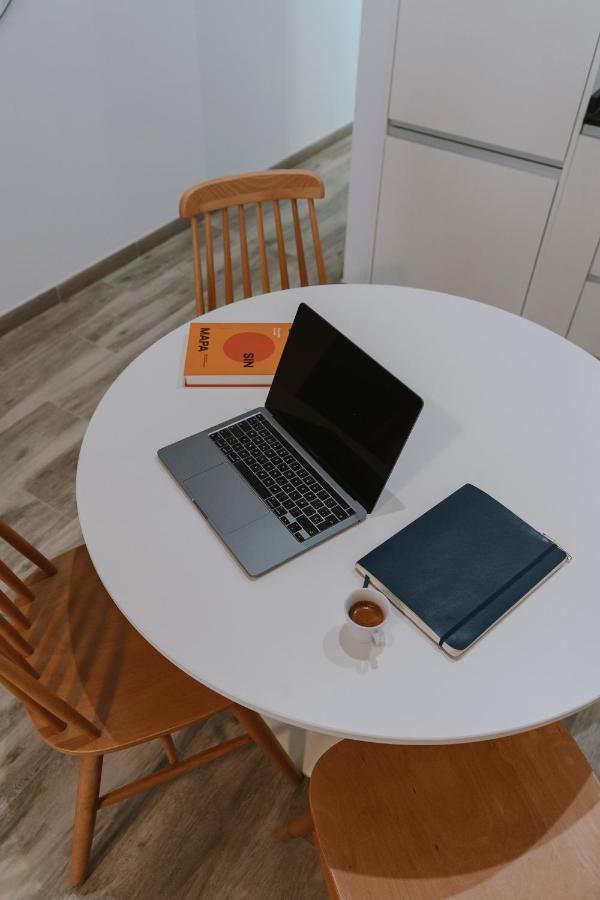 O&l Punonrostro Bright Minimalist Apartment Sevilla