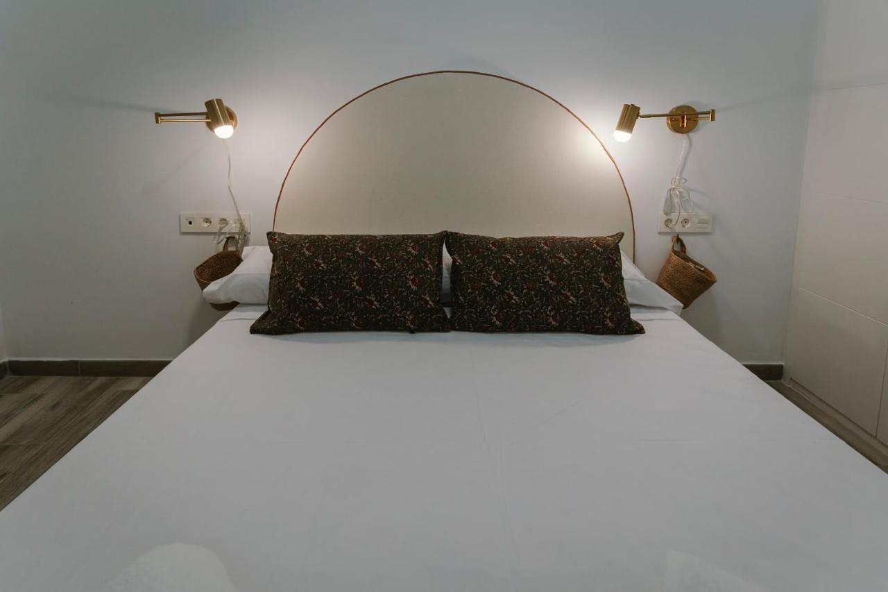 O&l Punonrostro Bright Minimalist Sevilla