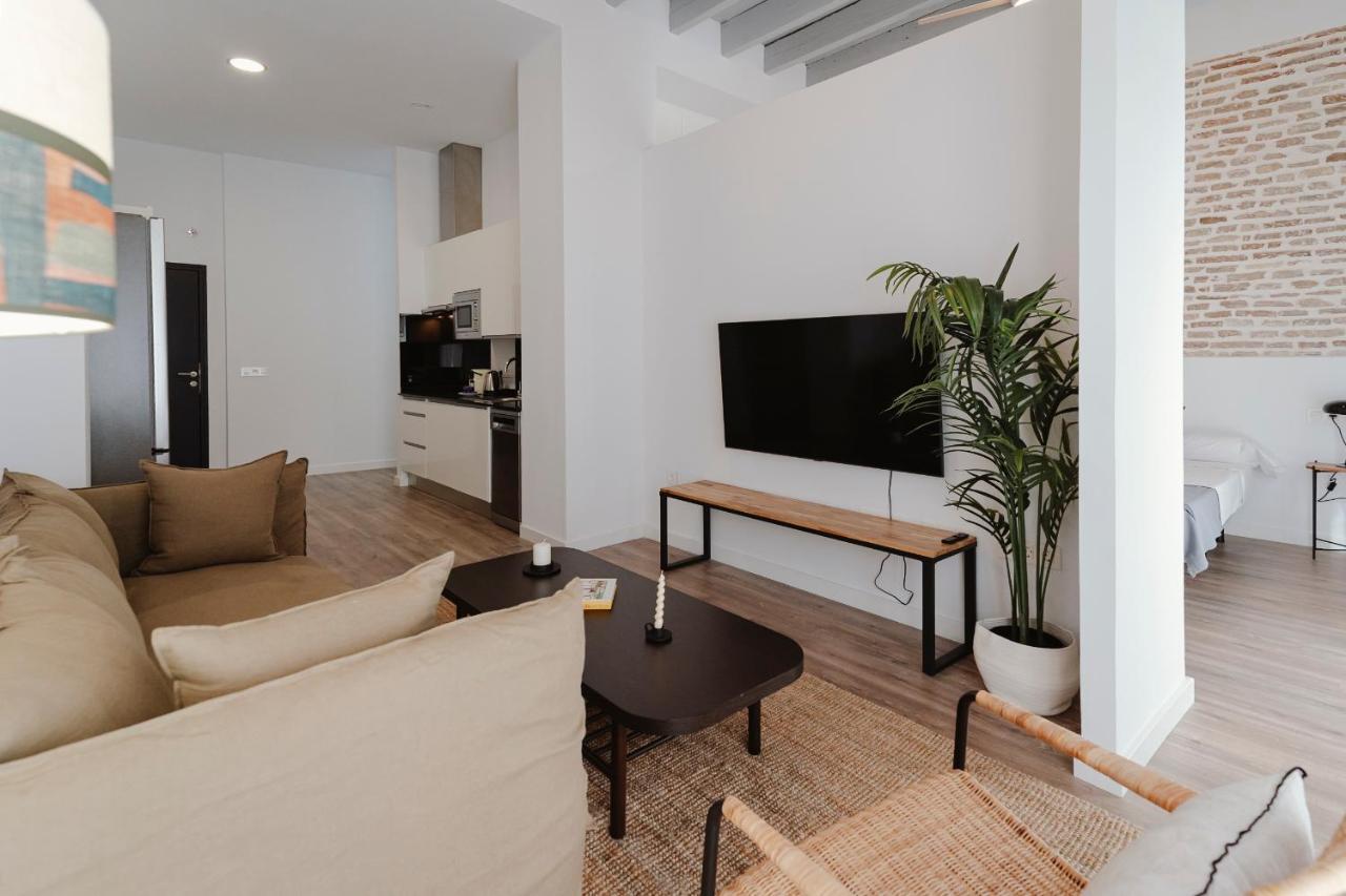 O&l Punonrostro Bright Minimalist Appartement *