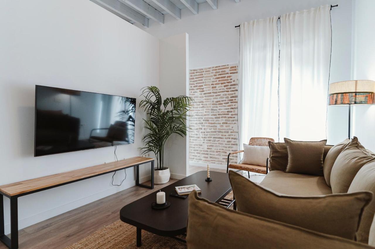 O&l Punonrostro Bright Minimalist Apartament Sewilla